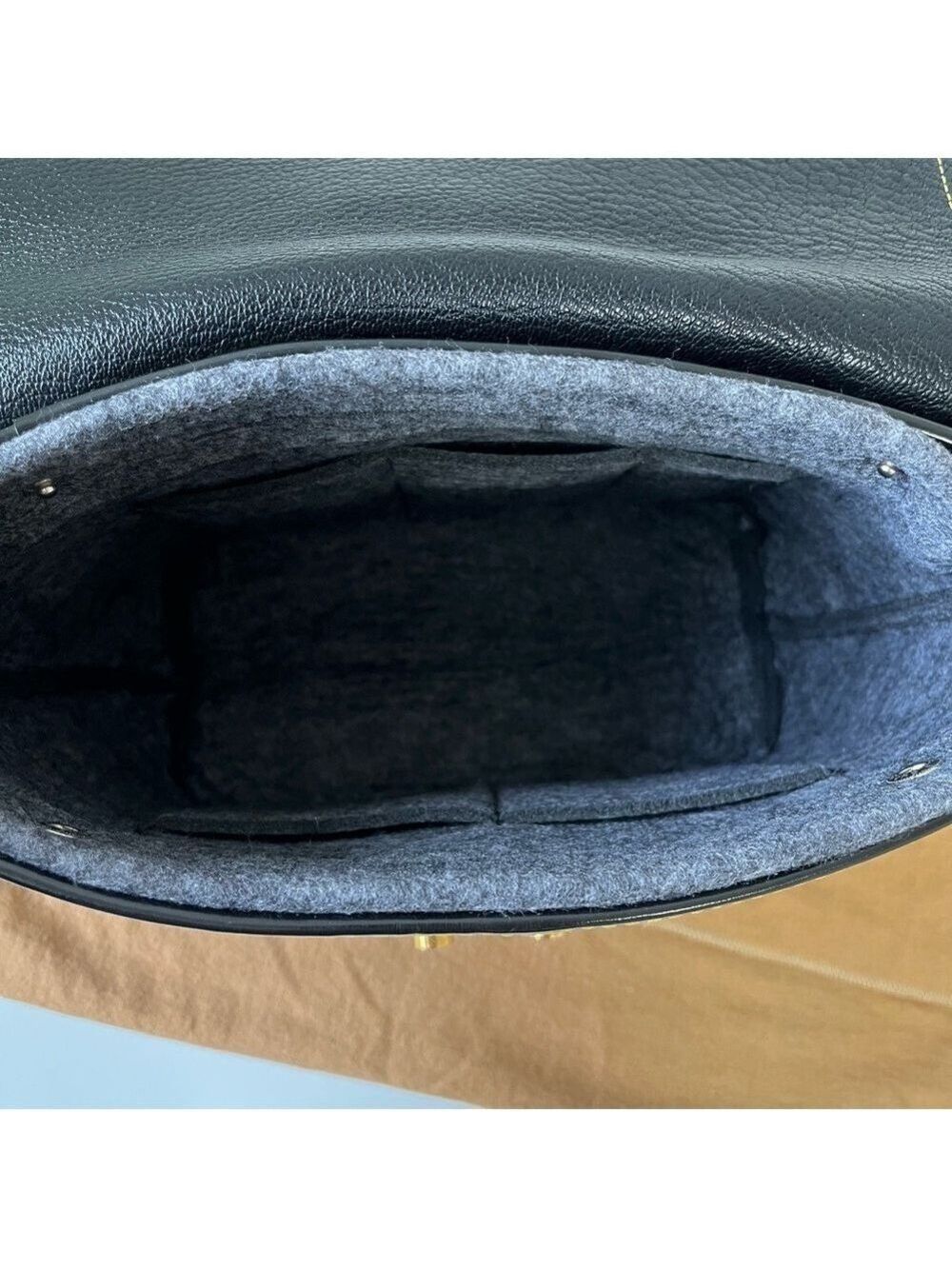 Authentic Louis Vuitton Suhali L’Essentiel PM Bag - Picture 14 of 16